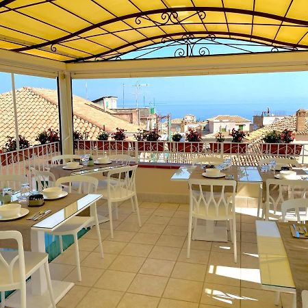 Bed and Breakfast Residenza Il Barone Тропеа Екстер'єр фото