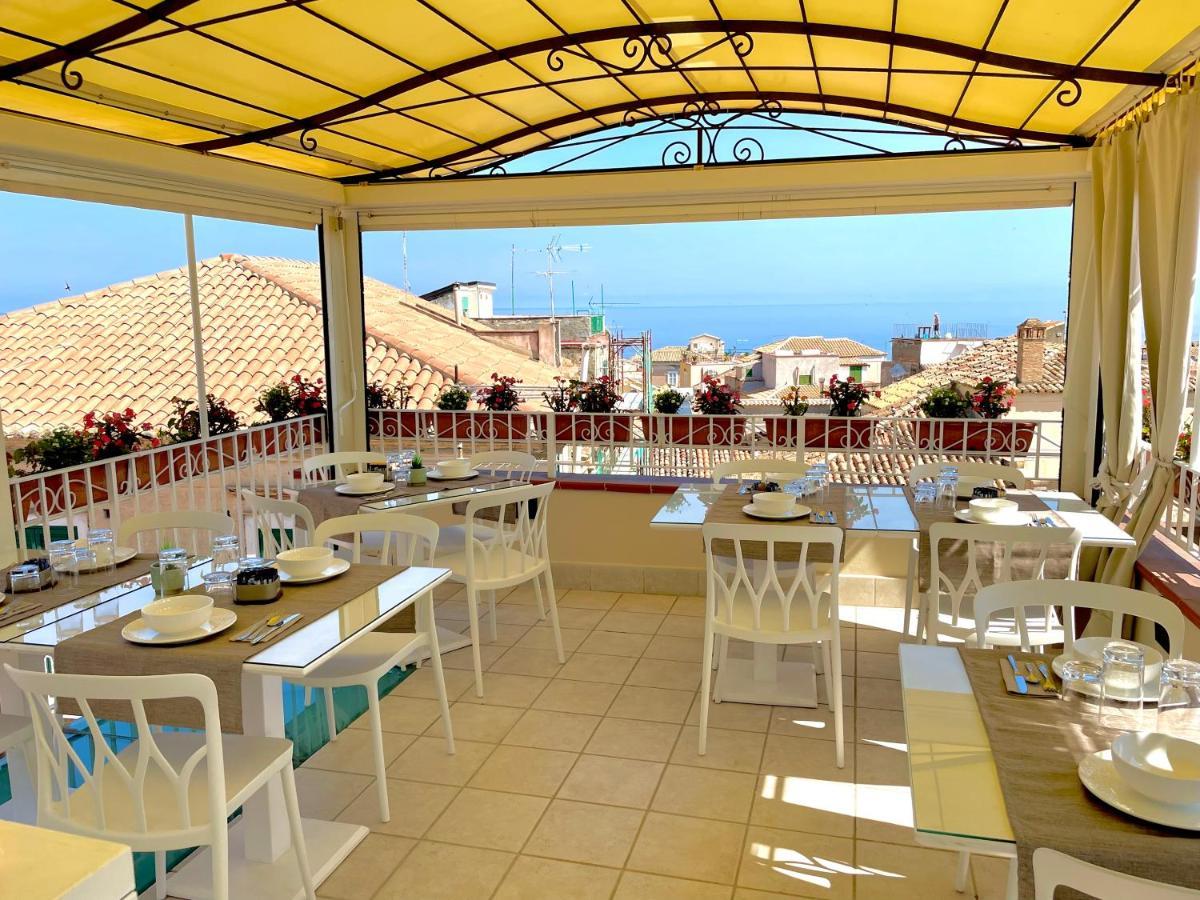 Bed and Breakfast Residenza Il Barone Тропеа Екстер'єр фото
