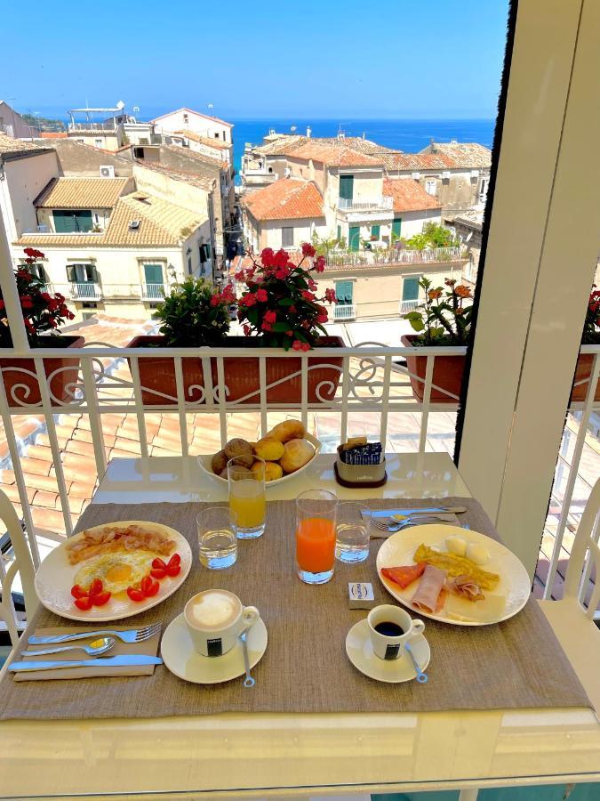 Bed and Breakfast Residenza Il Barone Тропеа Екстер'єр фото
