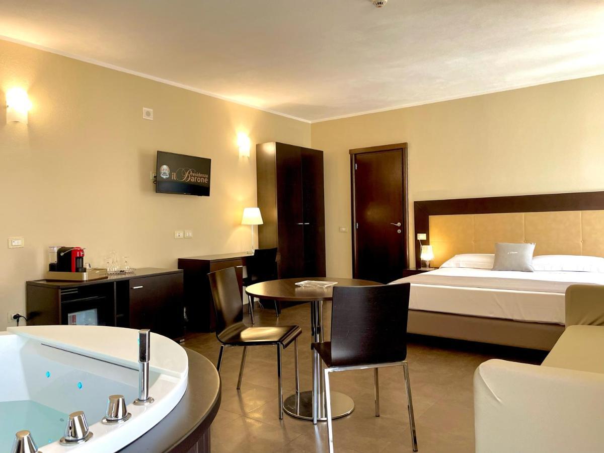Bed and Breakfast Residenza Il Barone Тропеа Екстер'єр фото