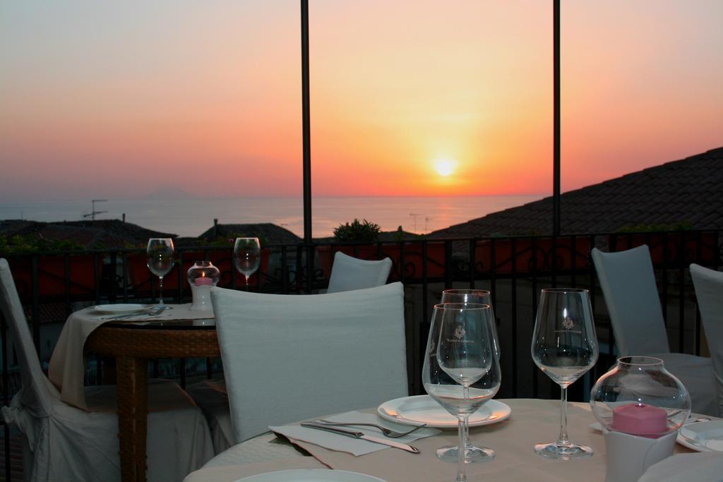 Bed and Breakfast Residenza Il Barone Тропеа Екстер'єр фото
